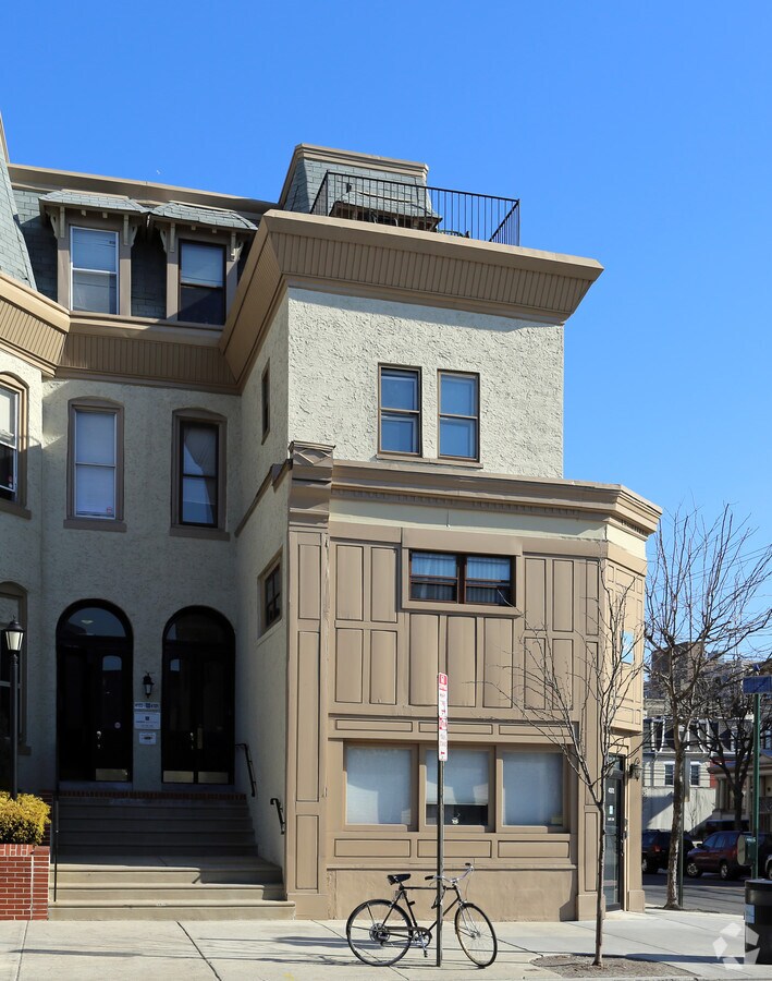 Photo - 4101 Walnut St