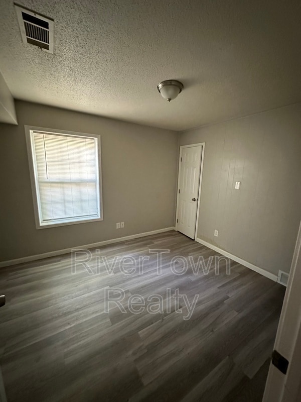 Photo - 2895 Briarwood Dr