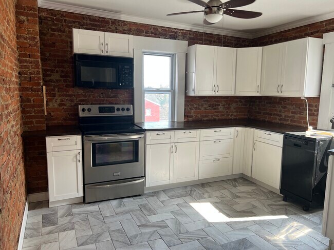 Photo - 441 New Dorwart St Unit Apt 2