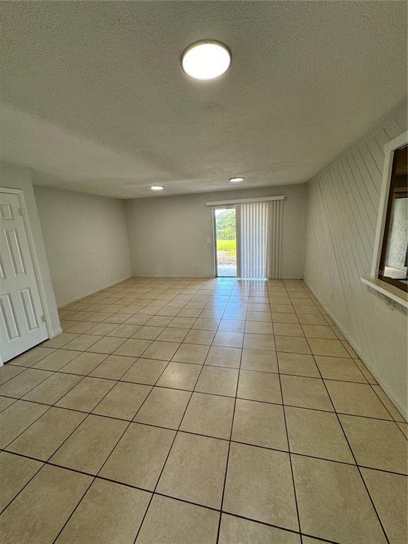 Photo - 2434 Rio Pinar Lakes Blvd