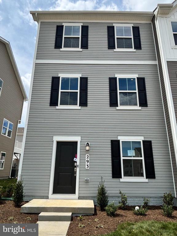 Photo - 293 Mineral Springs Rd Townhome