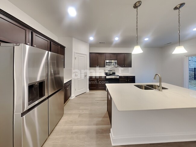 Photo - 202 Marin Dr