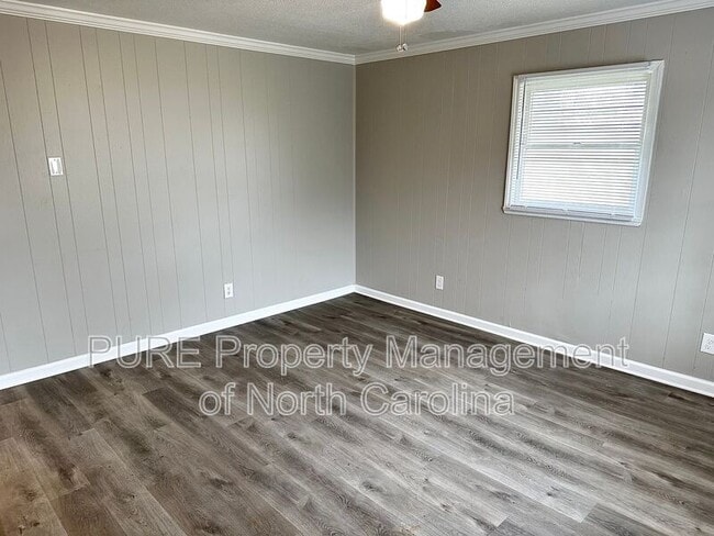 Photo - 1414 White St