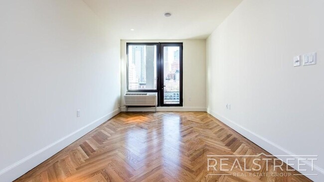 Photo - Duffield Street