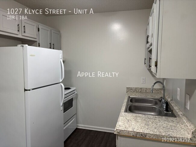 Photo - 1027 Klyce St Unidad A