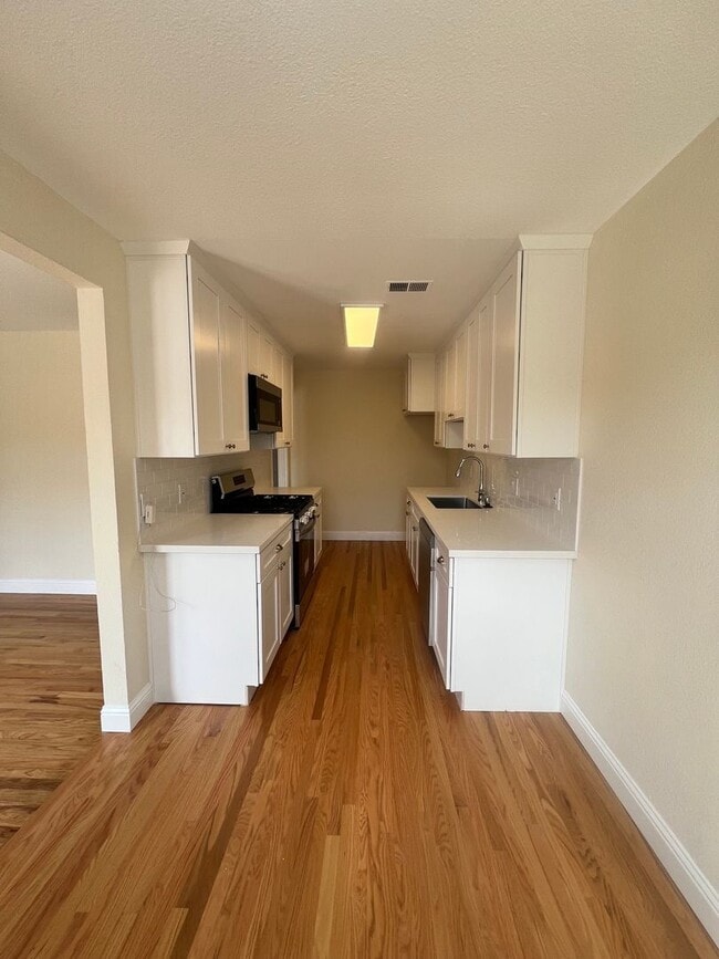 Photo - s08096 Unit 8096