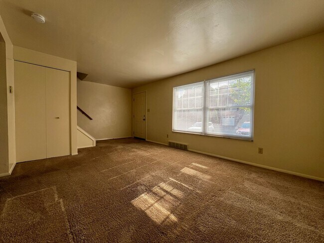 Photo - Amazing 2 BR Apartment at Regency Place! Great Plum Location! Central A/C & MORE! CALL TODAY!