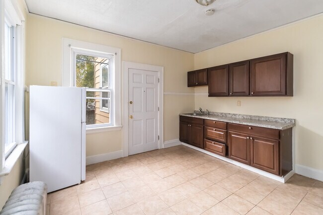 Photo - 24 Wheeler St Unidad 2