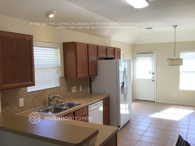 Photo - 19235 Sandelford Dr