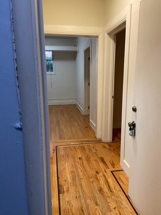 Regent Darien Apartments LLC.