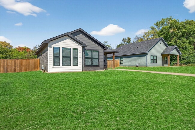 Photo - 1425 S 7th Ave