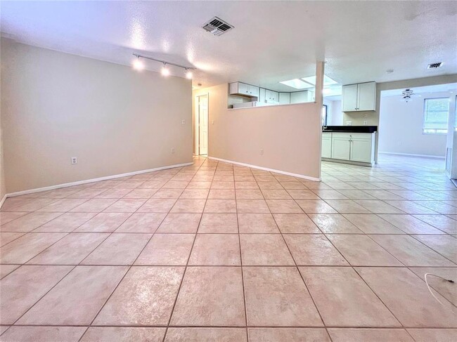 Photo - 71 Stanford Rd