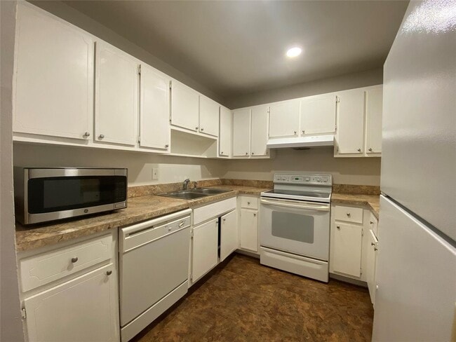 Photo - 11380 NW 39th St Unit 3