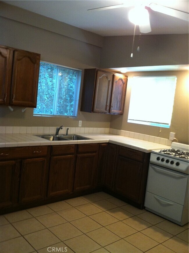 Photo - 351 Auburn Ave