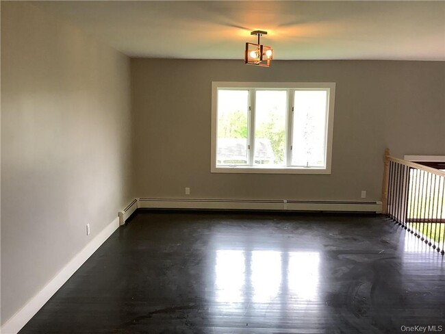 19 Mountain View Dr