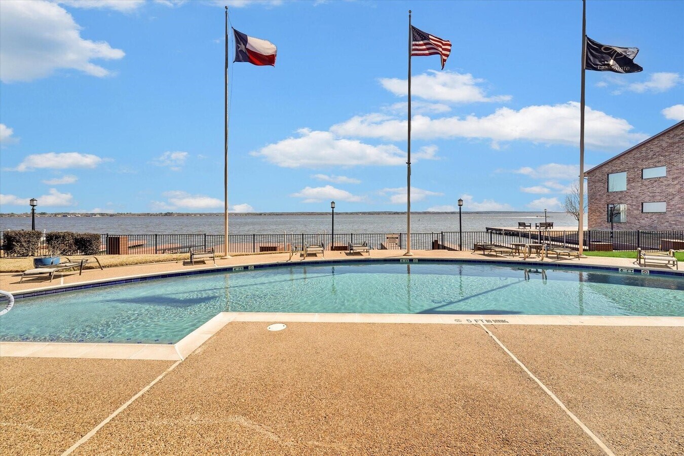 Photo - 801 River Rd Unidad 123F