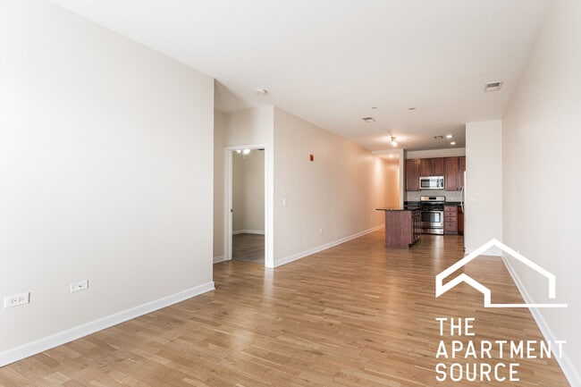 Photo - 1124 Lake St Unidad 411