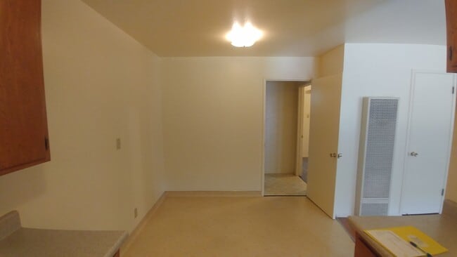 Photo - Racetrack 2 Unit 182