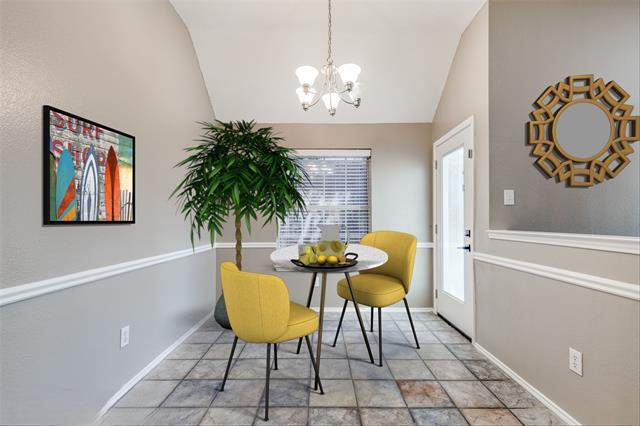 Photo - 4232 Briarbend Rd