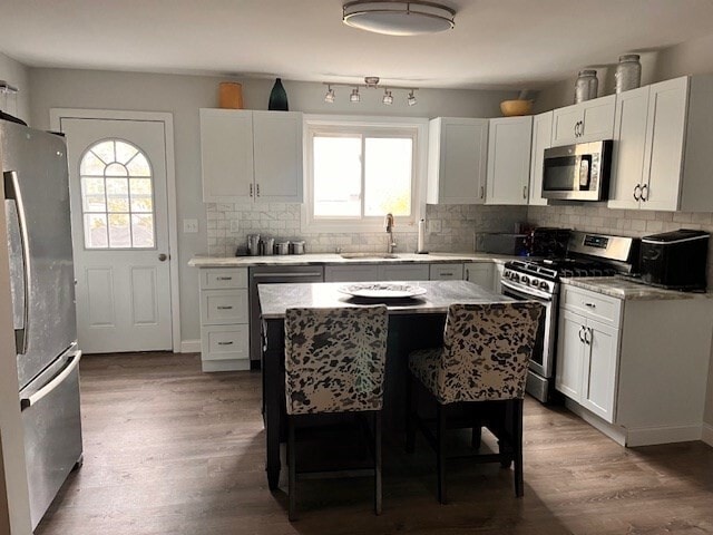 Building Photo - 55 Fox Hill Rd Unit 2