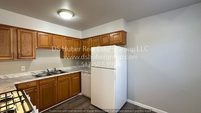 Photo - 909 Vincent Ct