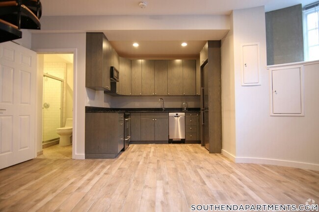 Building Photo - 181 St Botolph St Rental