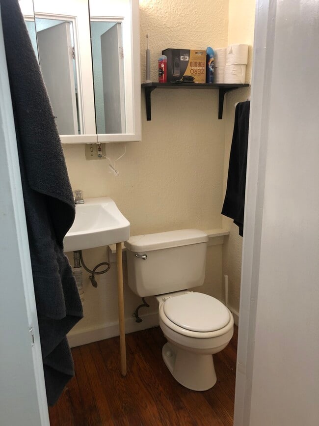 Photo - 125 Jersey St