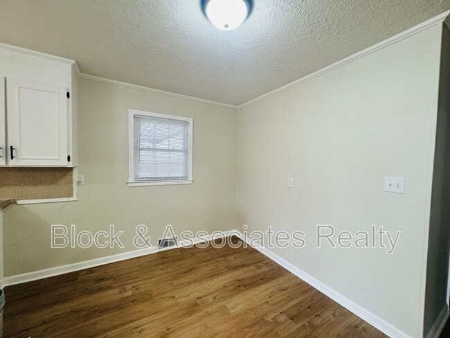 Photo - 356 Shuler Rd