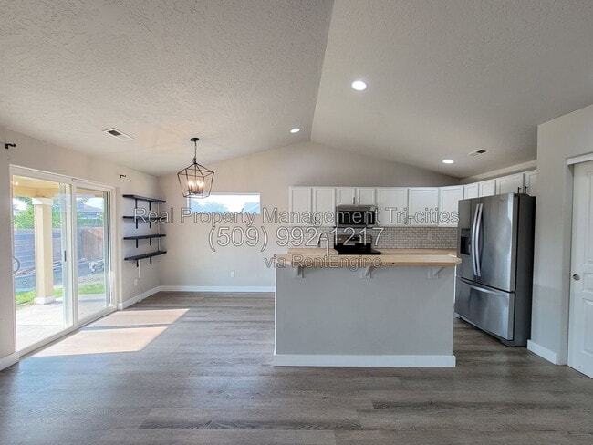 Photo - 6206 Maryhill Ln