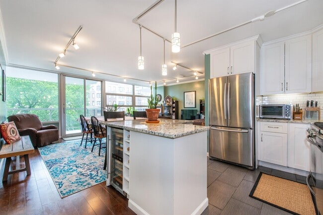 Photo - 6050 JFK Blvd E Unidad 00-3-E