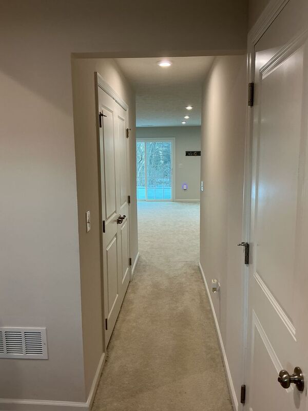 Photo - 836 Blackcomb Dr