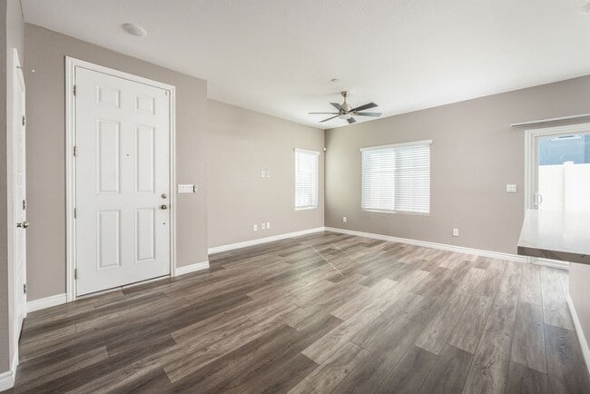 Photo - Modern Henderson Townhome with Loft & Resort-Style Amenities