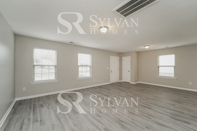 Photo - Come view this charming home