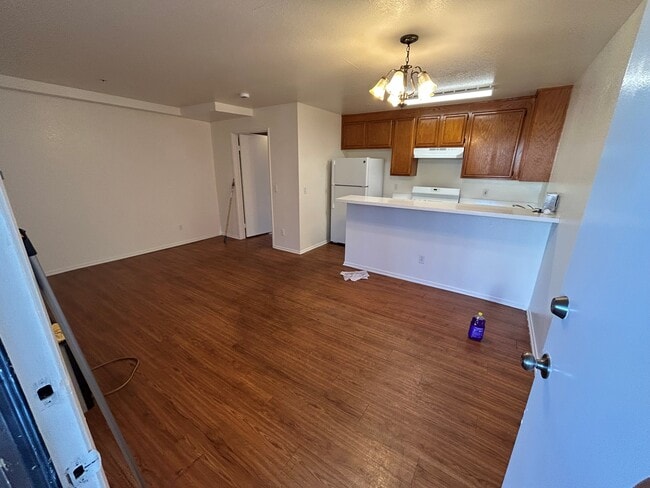 Photo - 714 E Elk Ave