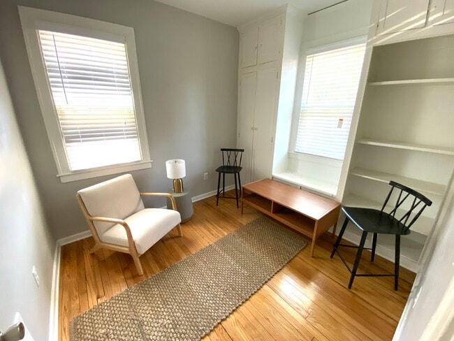 Baker Street Apartments