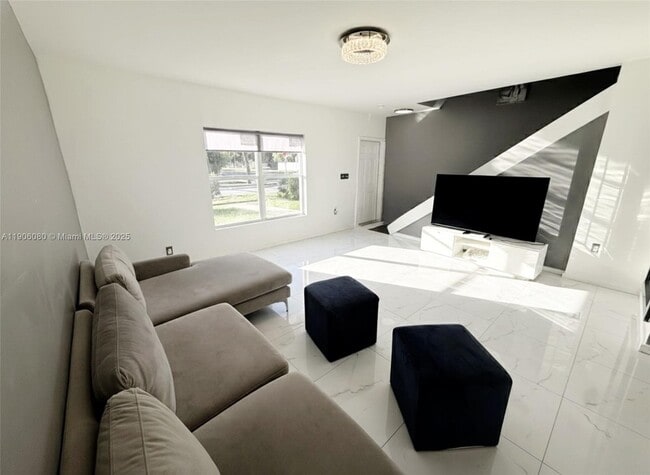 Photo - 7936 Kimberly Blvd