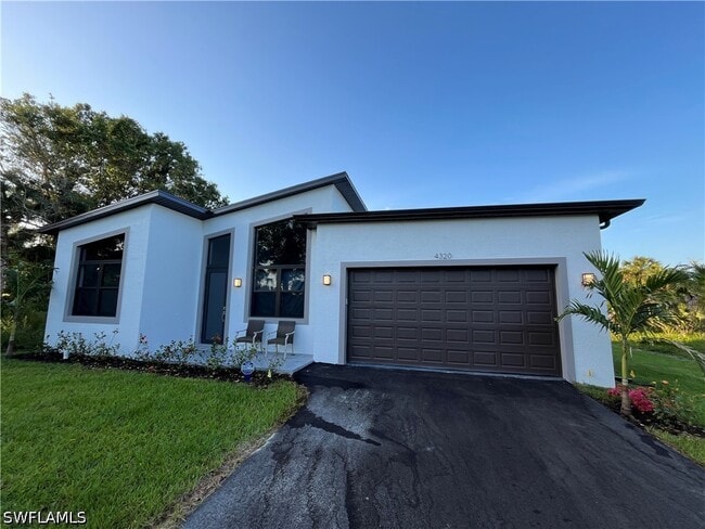 Photo - 4320 30th Ave SE