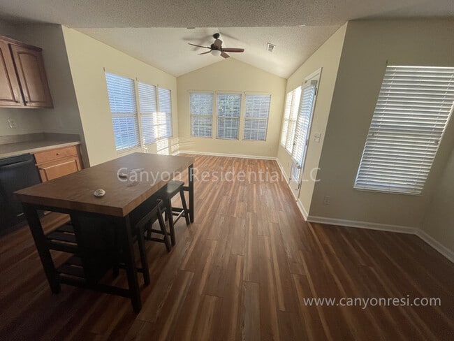 Photo - 500 Rockbridge Dr