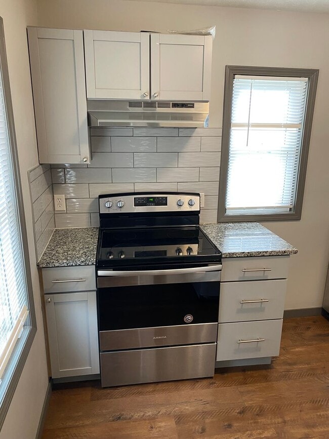 Photo - Fully Updated 3 Bedroom 1 Bath House for Rent