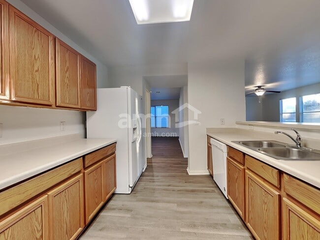 Photo - 7711 Cortland Oak