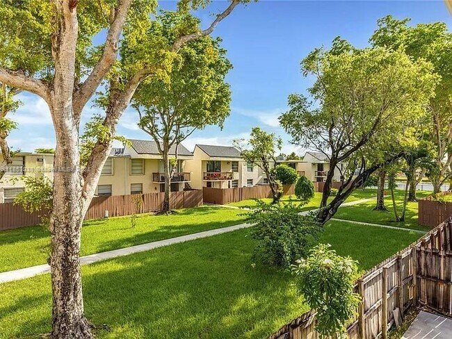 Photo - 8301 SW 142nd Ave Unit B205