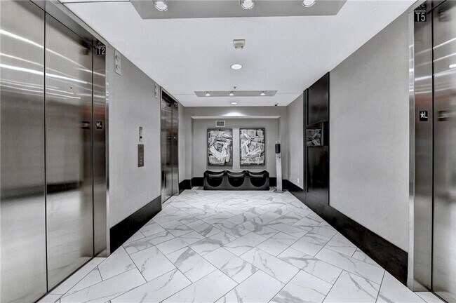 Photo - 400 W Peachtree St NW Unit 711
