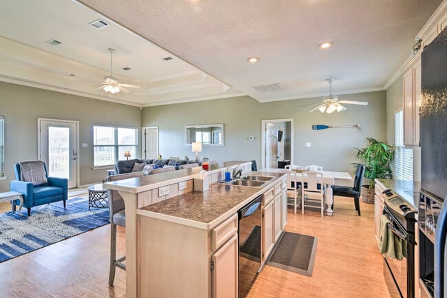 Photo - 3229 Castle Dr Unit ID1353849P