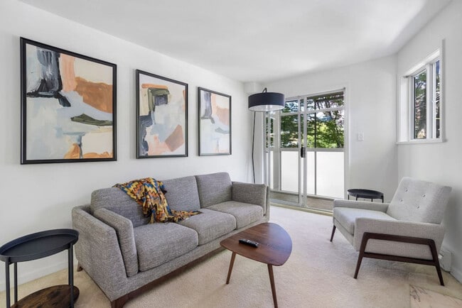 Photo - 1126 W 11th Ave Unit ID1051818P