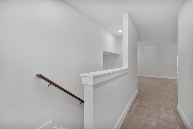 Photo - 323 Grange Vly Ln