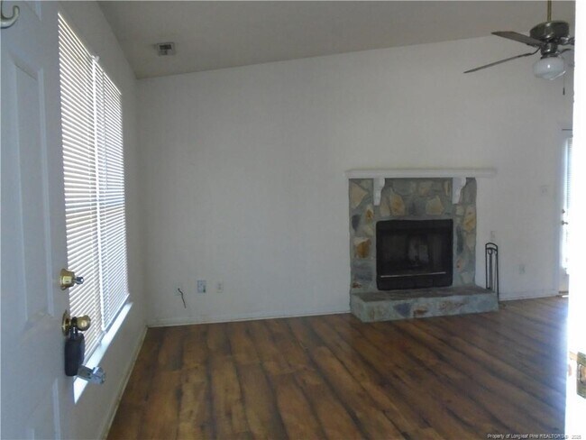 Photo - 5595 Quietwood Pl