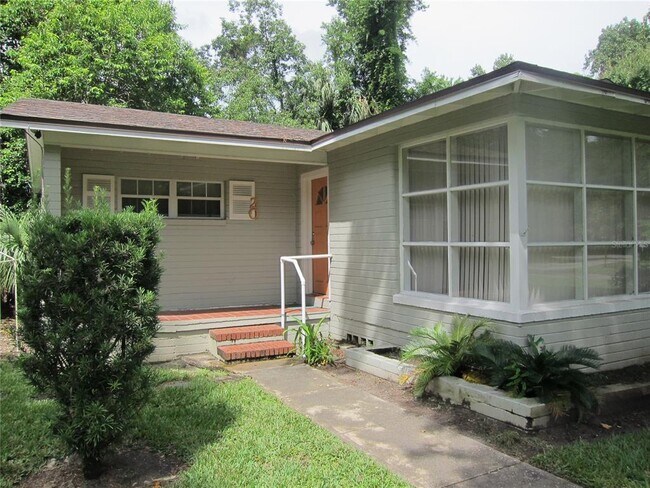 Photo - 20 SW 23rd St