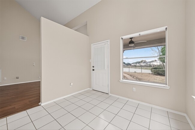 Photo - 23035 Canal Rd