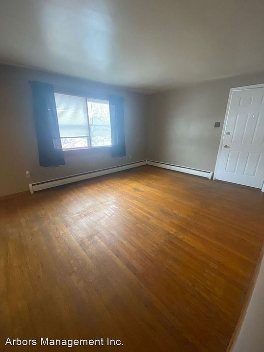 Photo - 535 New Alexandria Rd Apartments Unit 2