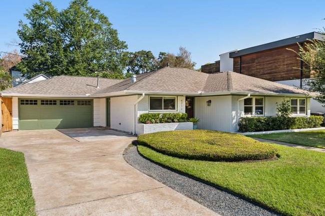 Photo - 4214 Whitman St